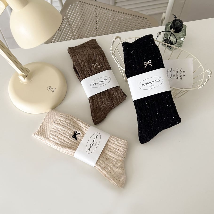1 paire de chaussettes mi-mollet en coton pour femme avec nœud de couleur unie Image2