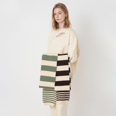 Bufandas de invierno para mujer de fibra sintética con rayas blancas y negras (1 pieza) h5 Imagen3
