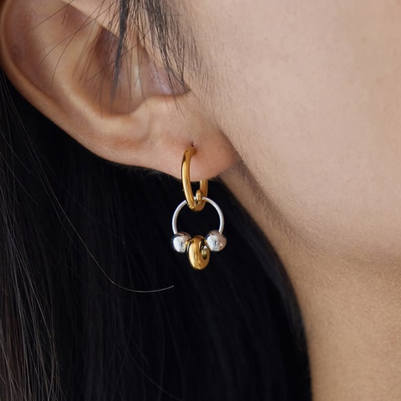 1 Paar minimalistische, unregelmäßige Tropfenohrringe aus Edelstahl in gemischten Gold- und Silberfarben für Damen