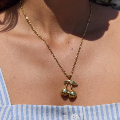 1 pezzo di collana con ciondolo da donna in acciaio inossidabile color oro a forma di ciliegia dolce h5 Immagine4