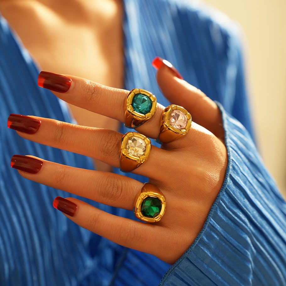 Anello da donna in acciaio inossidabile vintage di lusso, 1 pezzo, color oro, con pietre preziose Immagine5