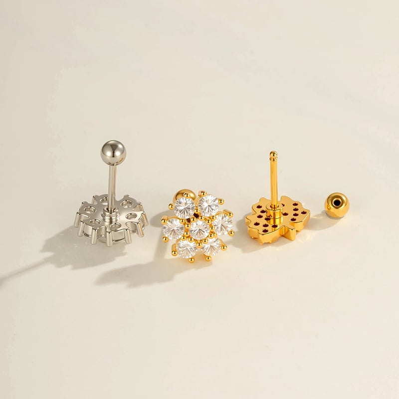 1 pendiente de perforación con forma de corazón de flor, color cobre, dorado y circonita Imagen3