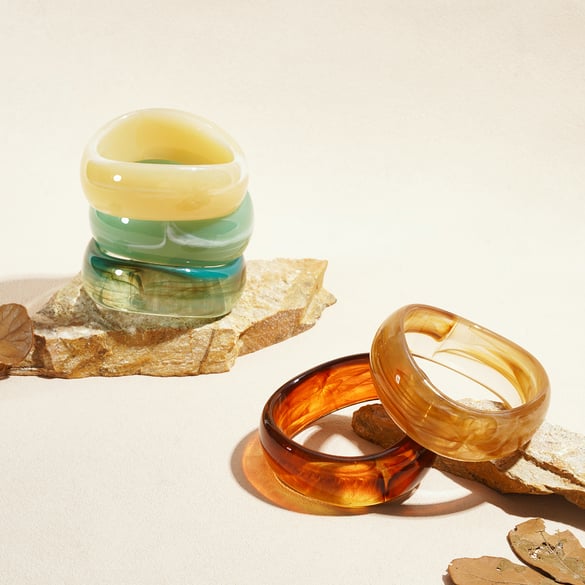 Braccialetti da donna in acrilico con sfumatura irregolare, semplici, leggeri e di lusso, 1 pezzo 2