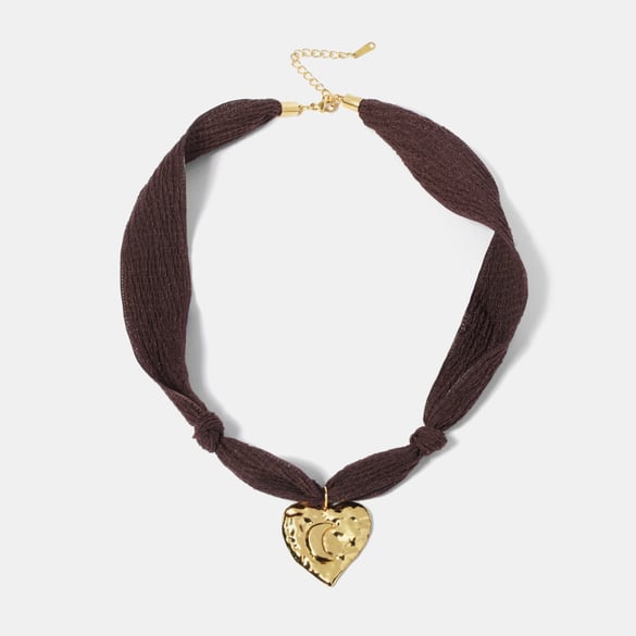 1 Piece Classic Series Retro Heart Stainless Steel  Women's Pendant Necklaces 2