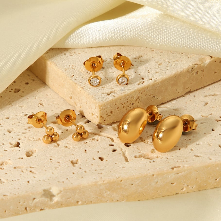 1 set di orecchini a bottone da donna in acciaio inossidabile color oro con forma irregolare Immagine5