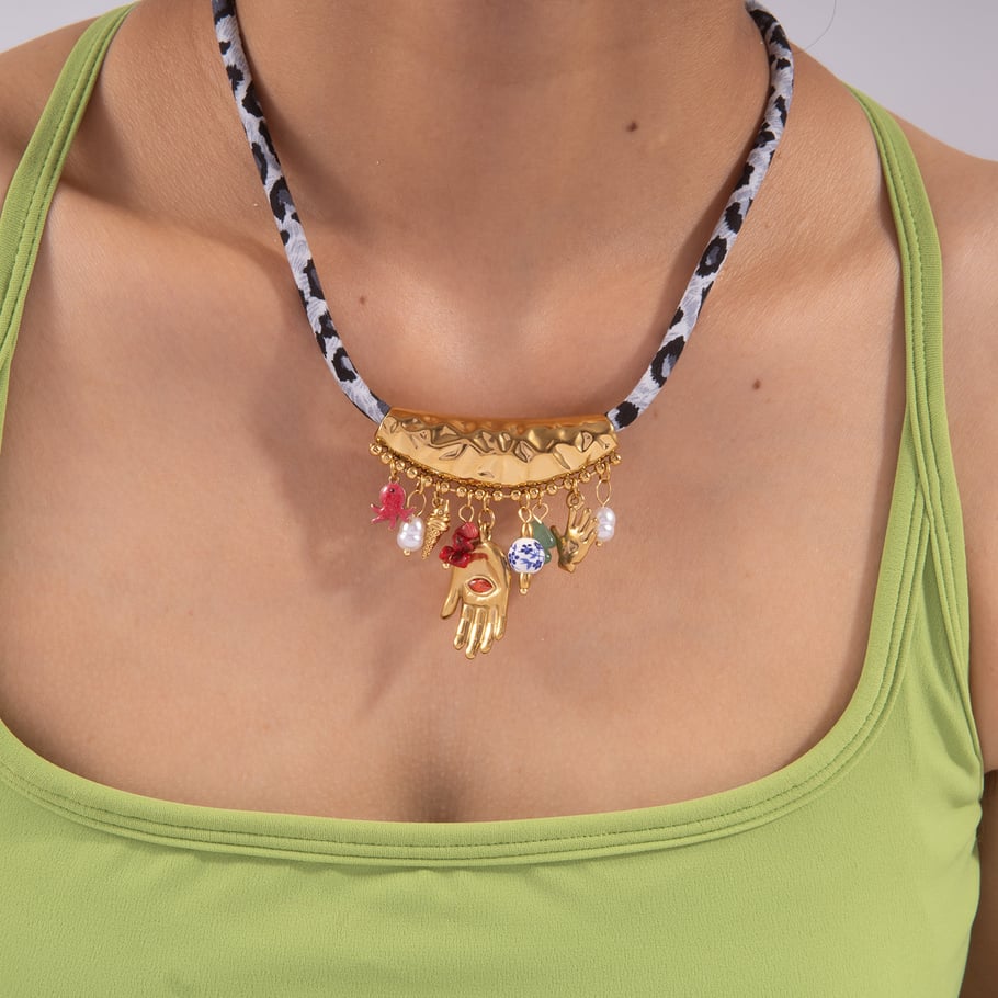 1 Piece Luxurious Hand Stainless Steel Gold Color Women's Pendant Necklaces Picture5