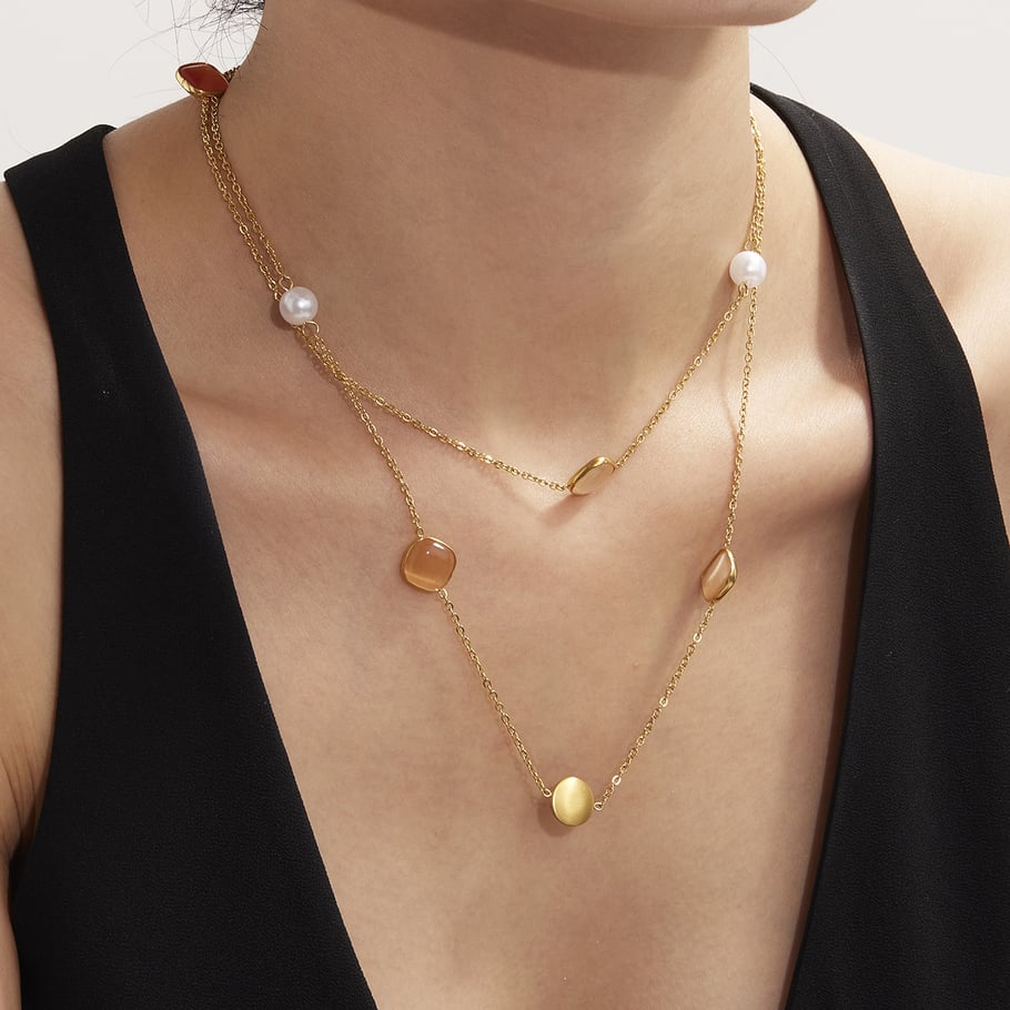 1 Piece Luxurious Rectangle Stainless Steel Gold Color Women's Pendant Necklaces Picture3