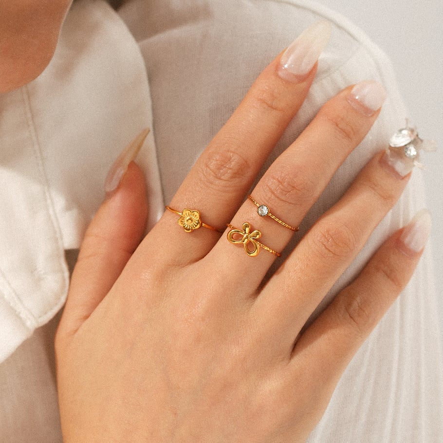 Meerlaagse Simple Series Dagelijkse Bloem Roestvrijstalen Zirkonia Dames Statement Ringen Afbeelding4