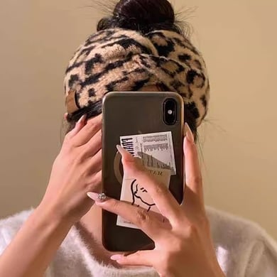 1 pezzo di fasce per capelli da donna con tesa larga, lavorate a maglia con stampa leopardata e stile a croce h5 Immagine3