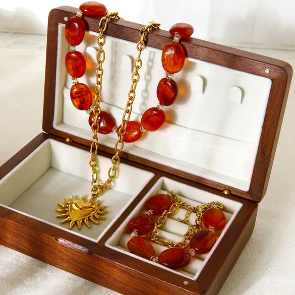 Retro Acryl Perlen Herz Charm Gold Farbe Halskette Set