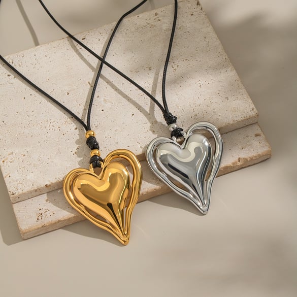 Collier avec pendentif en forme de cœur en acier inoxydable couleur or, 1 pièce 2