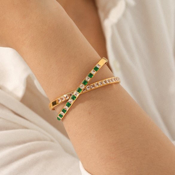 1 stuk luxe serie roestvrijstalen armband met gouden zirkonia