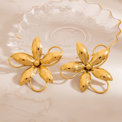 1 paire de boucles d&#39;oreilles à tige en acier inoxydable couleur or avec fleur h5 Image3