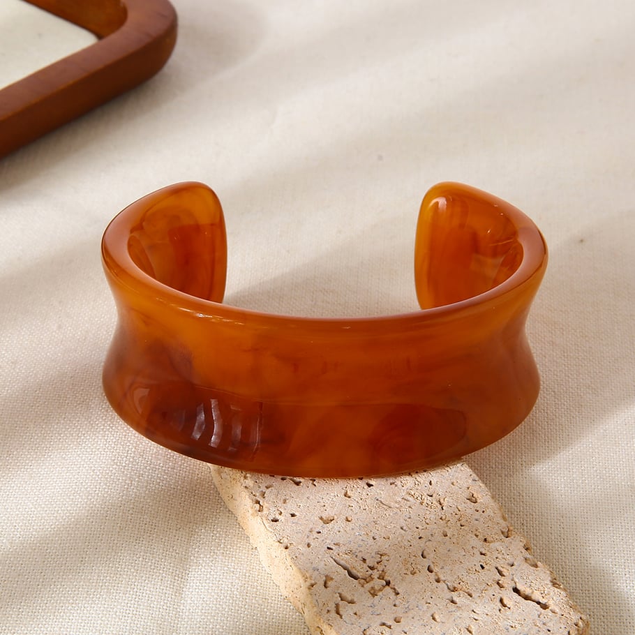 1 Piece Casual Gradient Color Resin Women's Cuff Bracelets Picture5
