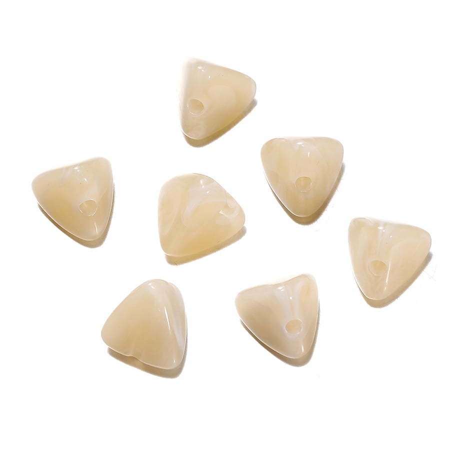 1 Bag of DIY Triangle Acrylic Jewelry Beads