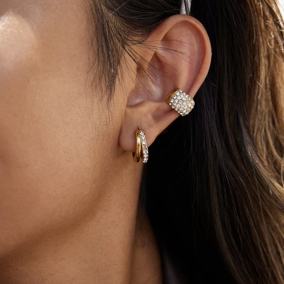 1 pieza versátil de acero inoxidable color dorado con circonitas para mujer