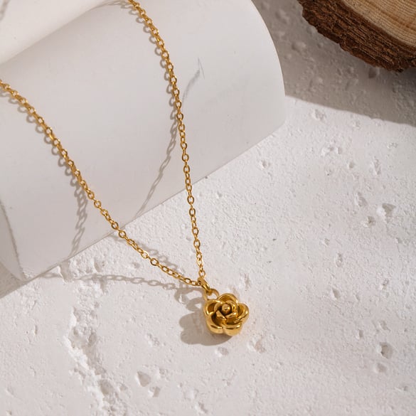 Collana con ciondolo color oro in acciaio inossidabile con fiore dolce da 1 pezzo 2