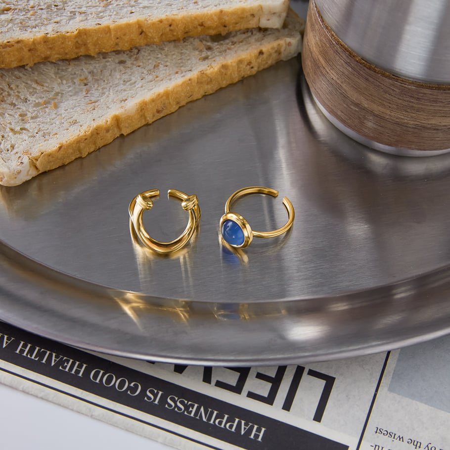 Anillos llamativos de acero inoxidable con forma de círculo de resina azul y color dorado de 1 pieza h5Imagen4