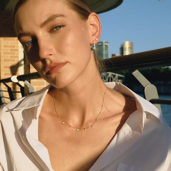 1 Piece Sophisticated Cross Stainless Steel Gold Color Zircon Women's Pendant Necklaces 2