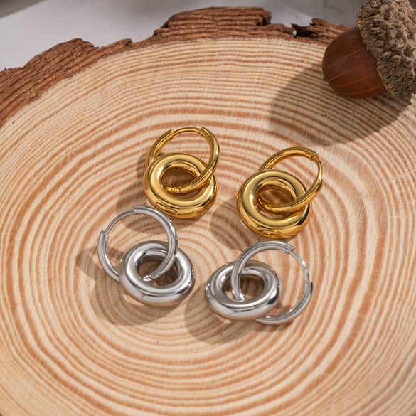 1 Paar kreisförmige Creolen aus Edelstahl in Goldfarbe 2