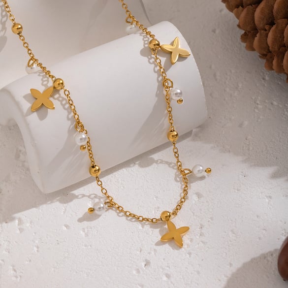 1 Stück elegante Halskette mit Kreuzanhänger aus Edelstahl in Goldfarbe 2