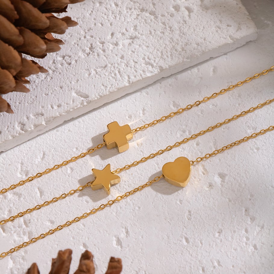 Collana con ciondolo a forma di cuore e stella in acciaio inossidabile color oro, 1 pezzo Immagine3