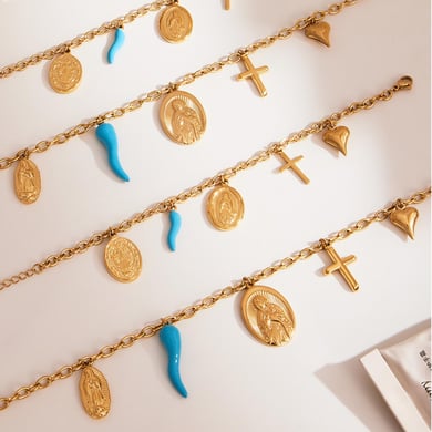 Luxurious Series Retro Madonna Stainless Steel Gold Color Women's Jewelry Sets h5 Picture4