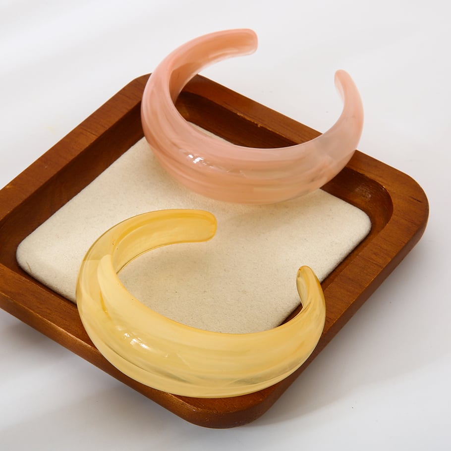 1 Piece Simple Series Sweet Gradient Color Resin Women's Cuff Bracelets Picture5
