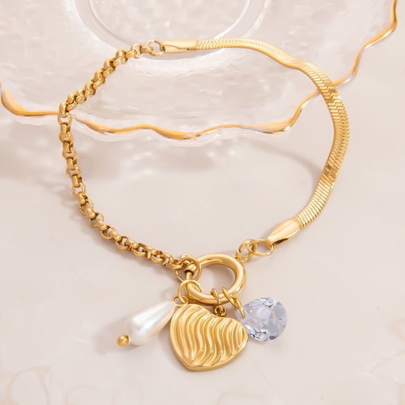 1 Stück elegantes Herz-Armband aus Edelstahl mit Zirkonia-Anhänger 2