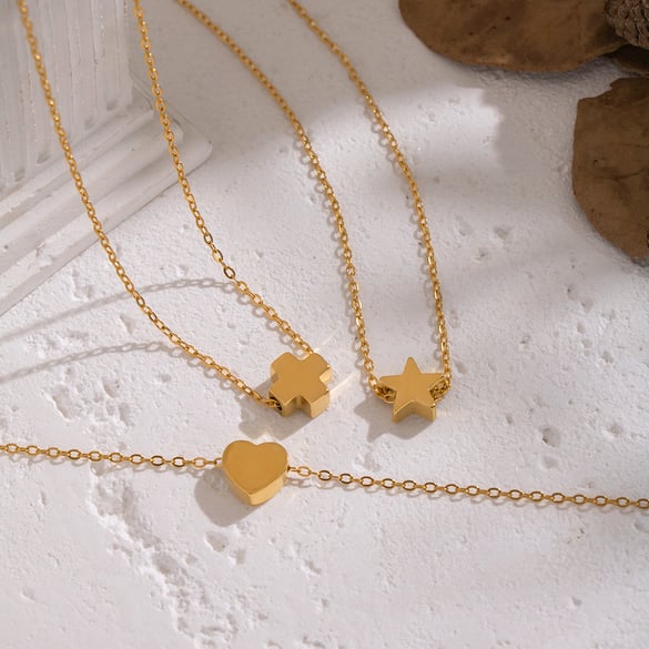 Collana con ciondolo a forma di cuore e stella in acciaio inossidabile color oro, 1 pezzo 2