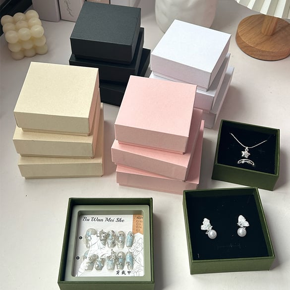 Jewelry Packaging Box Customized Logo Available 2
