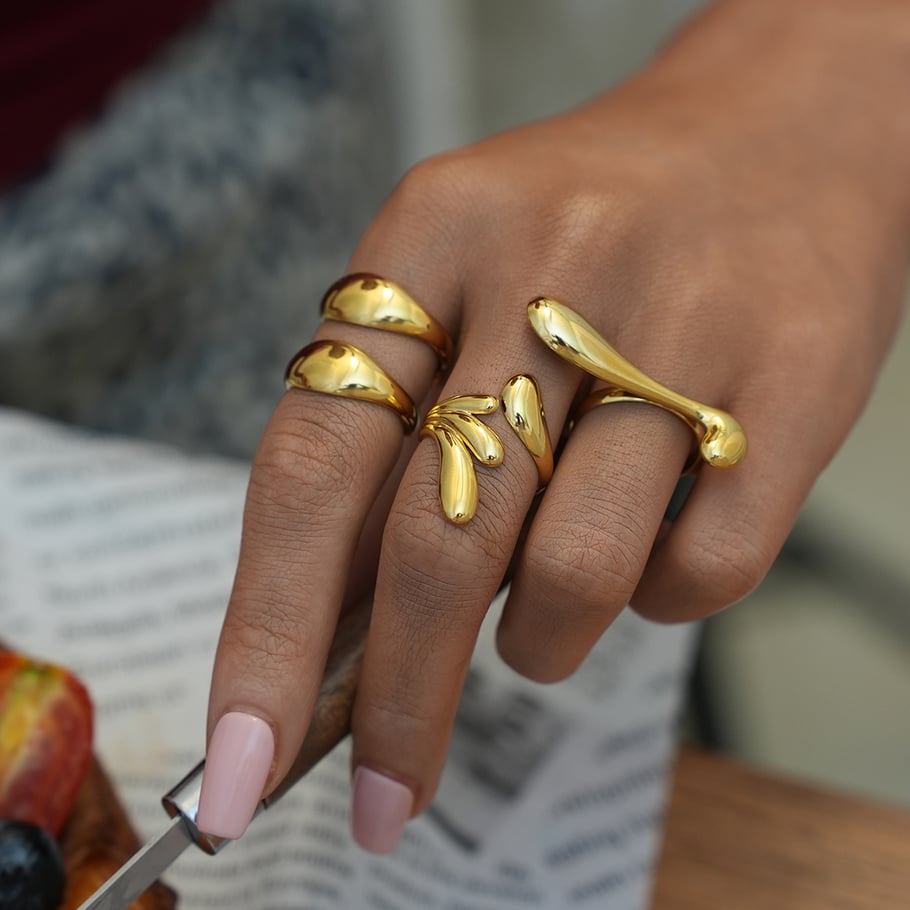 1 pezzo semplice anello da donna in acciaio inossidabile color oro dalla forma irregolare, adatto a tutti i giorni Immagine5