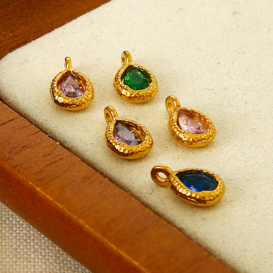1 Piece Luxurious  Elegant Droplet Stainless Steel  Gold Color Women's Pendants Picture4
