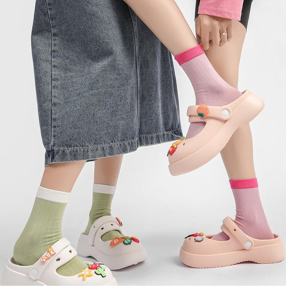 1 Pair Simple Cotton Women's Mid-Calf Socks Picture4