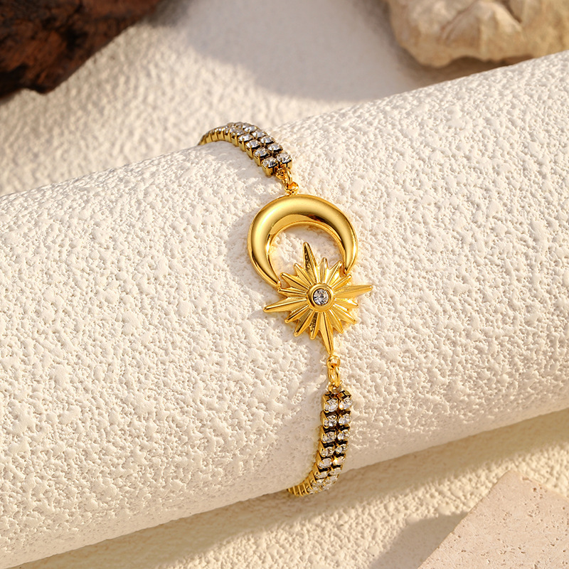 1 Piece Moon Stainless Steel Gold Color Charm Bracelet Picture3