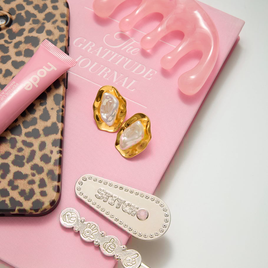 1 Paar elegante, unregelmäßig geformte Ohrstecker aus Edelstahl in Goldfarbe für Damen Bild5
