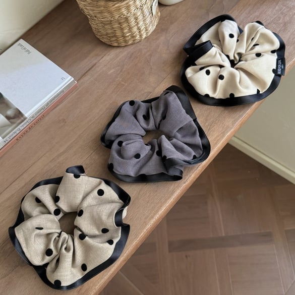 1 Piece Simple Series Retro Polka Dots Fabric Women's Scrunchies 2