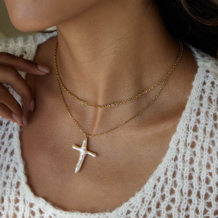 1 Piece Elegant Cross Stainless Steel Gold Color Pearl Women's Pendant Necklaces h5Picture3