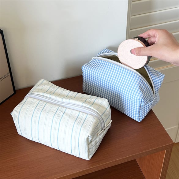 1 pezzo di borsa per il trucco da donna con motivo a strisce dolci e semplici 2
