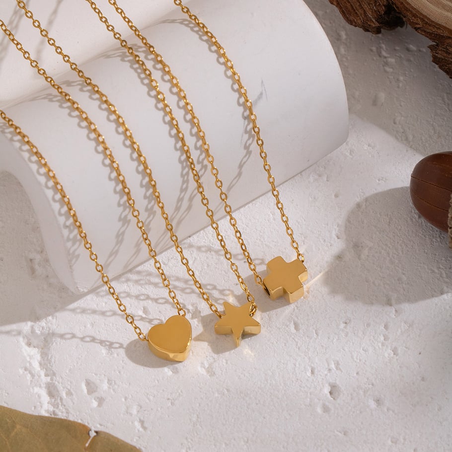 Collana con ciondolo a forma di cuore e stella in acciaio inossidabile color oro, 1 pezzo Immagine2