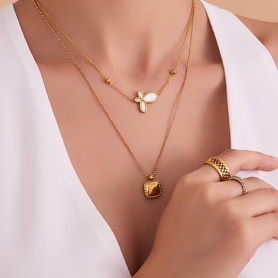 1 pieza elegante collar con colgante de mariposa de acero inoxidable color dorado para mujer h5 Imagen4