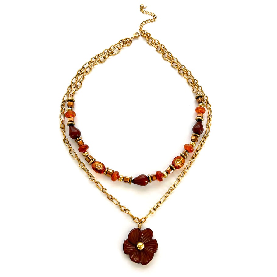 Collar en capas de acrílico color dorado con flores de resina de 1 pieza