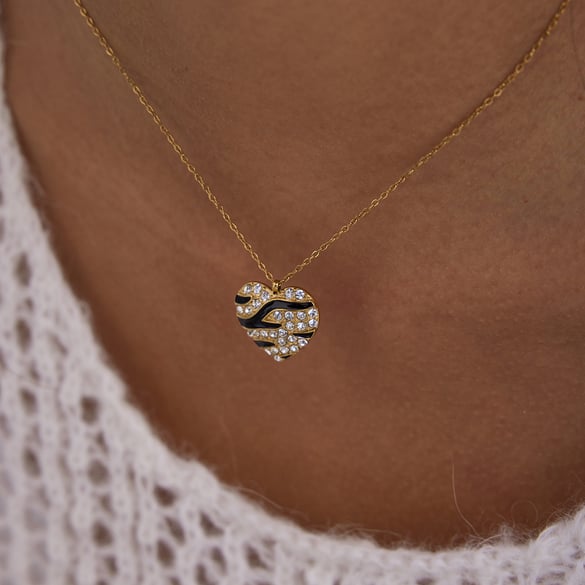 1 Piece Stylish Heart Stainless Steel Gold Color Women's Pendant Necklaces 2