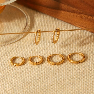 1 Set kreisförmige Creolen aus Edelstahl in Goldfarbe h5 Bild4