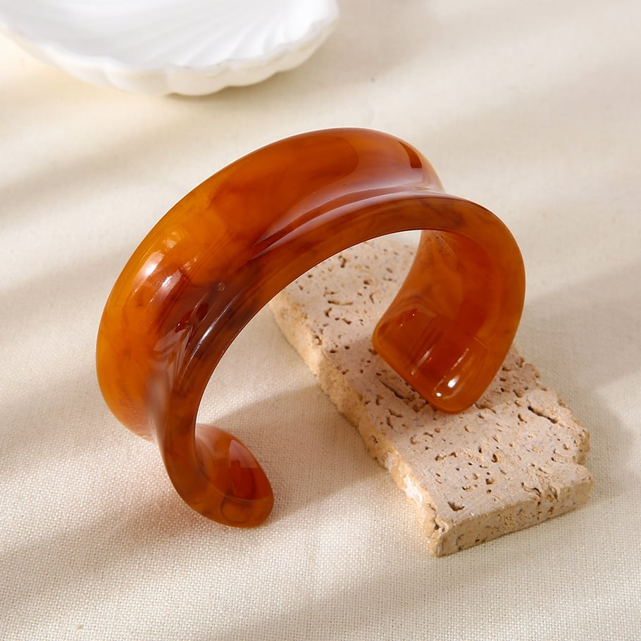 1 Piece Casual Gradient Color Resin Women's Cuff Bracelets Picture6