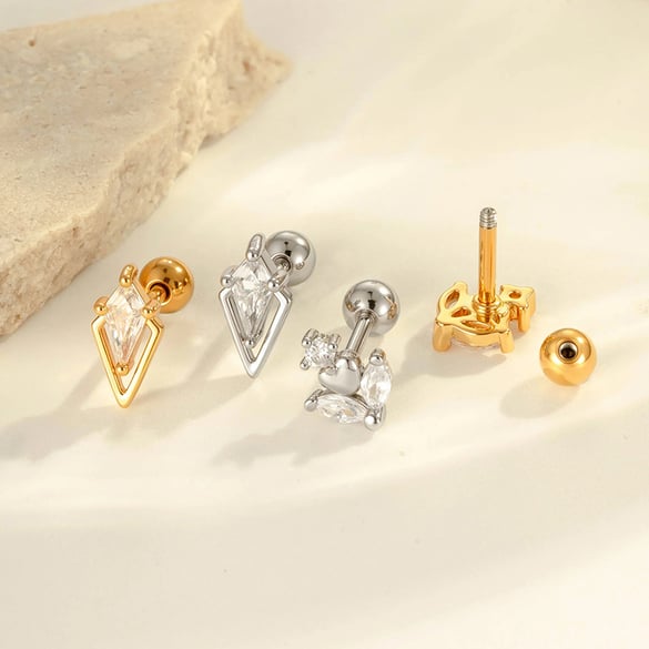 1 Piece Exquisite Heart Copper Gold Color Zircon Women's Piercing Earrings