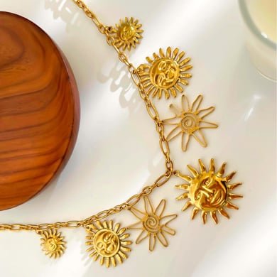 Collier avec pendentif soleil en acier inoxydable couleur or, 1 pièce h5 Image4
