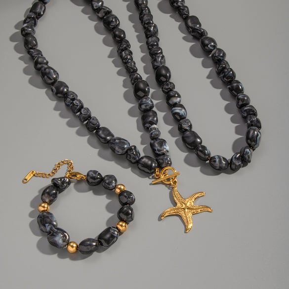 Set di collana con ciondolo a forma di stella marina con perline in resina di forma irregolare 2