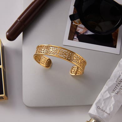 1 pezzo di braccialetti da donna in acciaio inossidabile color oro con intricati dettagli scavati h5 Immagine4