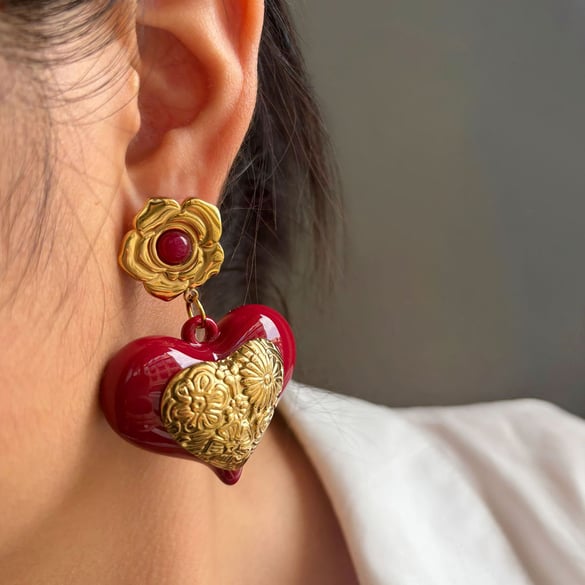 1 Pair Heart Resin Gold Color Drop Earrings
